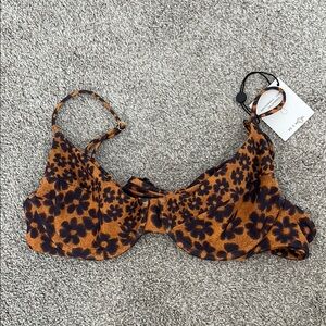 NWT - Skatie Kate top - Hendrix print